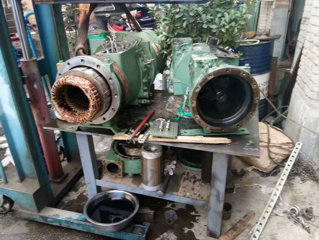 比澤爾螺桿壓縮機(jī)維修